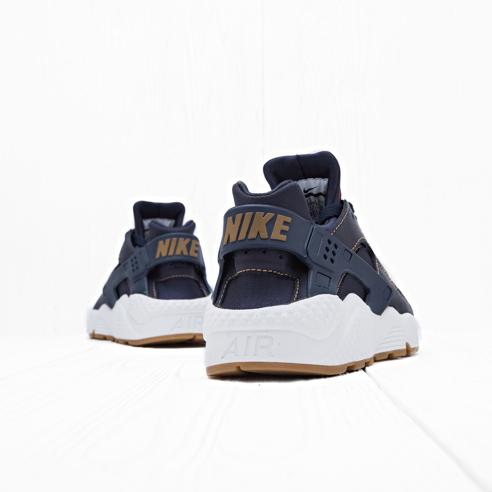 Nike gsb huarache run hotsell