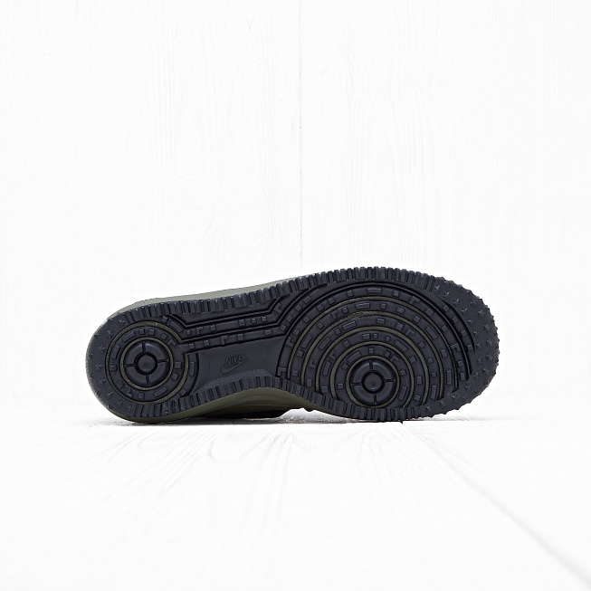 Кроссовки Nike LF1 DUCKBOOT 17 (GS) Medium Olive/Black-Wolf Grey - Фото 1