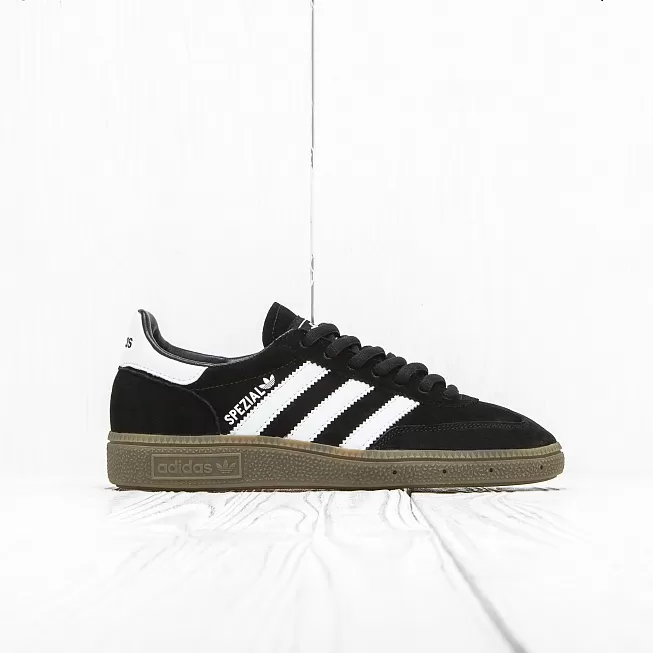 Adidas black & sale white handball spezial trainers