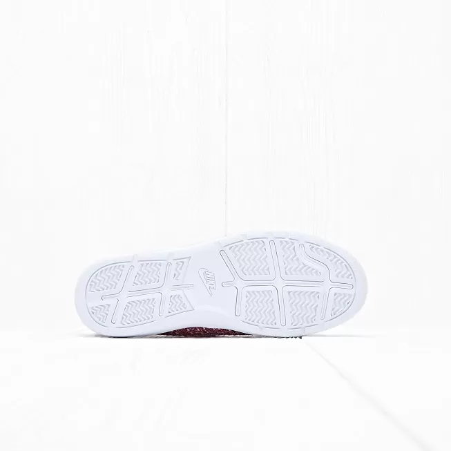 Nike classic shop tennis white